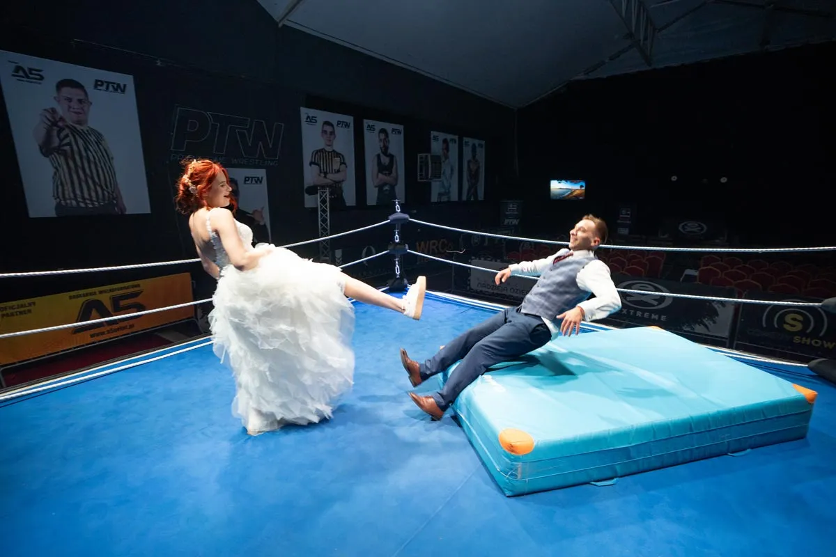 Sesja poślubna para młoda