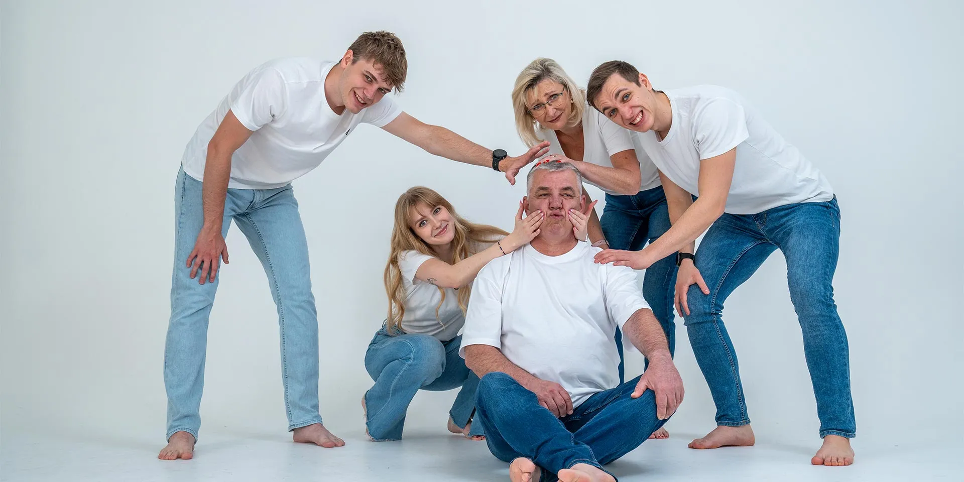 foto sesje rodzinne - sesja rodzinna w studio