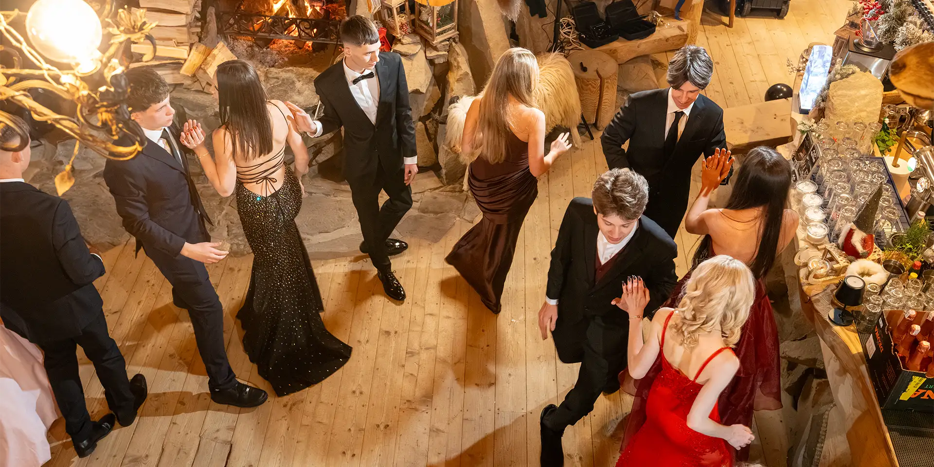 sesje fotograficzne - zdjęcia studniówkowe - cała Polska